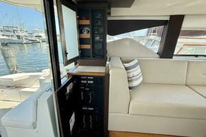 45FT (13.87M) TIARA YACHTS