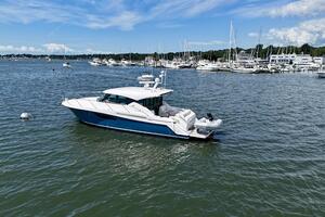 45FT (13.87M) TIARA YACHTS