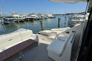45FT (13.87M) TIARA YACHTS