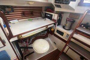 1977 Pearson 365 Ketch thumbnail 25
