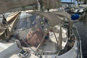 1977 Pearson 365 Ketch thumbnail 20