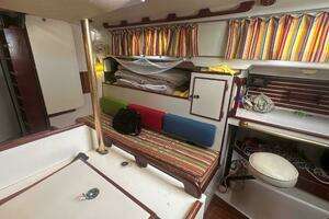 1977 Pearson 365 Ketch thumbnail 31
