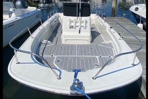Czech Mate 19ft Boston Whaler Yacht For Sale
