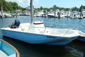 Czech Mate 19ft Boston Whaler Yacht For Sale
