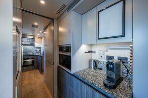 2023 Benetti 34M OASIS thumbnail 34