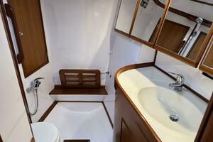 46FT (14.02M) HYLAS