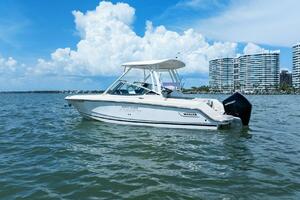 24ft Boston Whaler Yacht For Sale