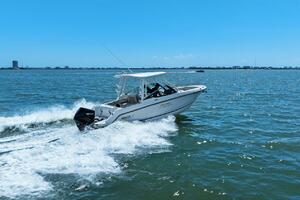 24ft Boston Whaler Yacht For Sale