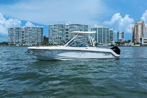 24ft Boston Whaler Yacht For Sale