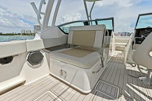 24ft Boston Whaler Yacht For Sale