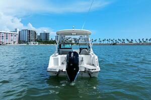 24ft Boston Whaler Yacht For Sale