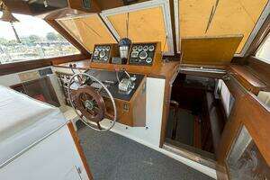 1972 Matthews 4 Flush Deck thumbnail 27