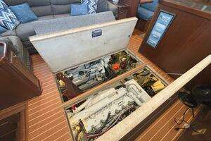 1972 Matthews 4 Flush Deck thumbnail 47
