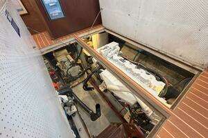1972 Matthews 4 Flush Deck thumbnail 46