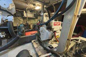 1972 Matthews 4 Flush Deck thumbnail 36