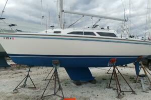 27ft Catalina Yacht For Sale