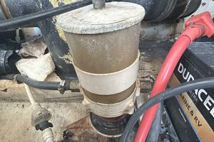 40' Trojan starboard Racor fuel filter