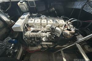 40' Trojan port main engine
