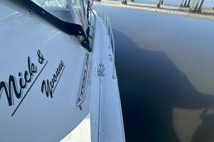 40' Trojan starboard side deck1