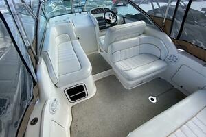 Knot Tradin  27ft Sea Ray Yacht For Sale