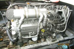 34' Mainship port main engine