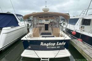 34' Mainship aft profile