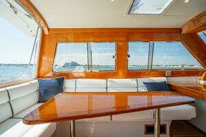 2000 Little Harbor WhisperJet 44 thumbnail 12