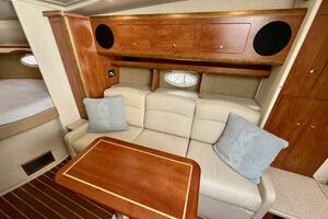 33ft Rinker Yacht For Sale
