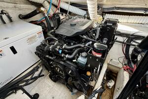 33ft Rinker Yacht For Sale