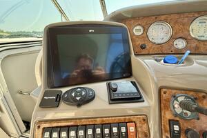 33ft Rinker Yacht For Sale