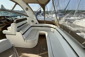 33ft Rinker Yacht For Sale
