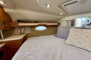 33ft Rinker Yacht For Sale
