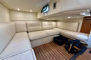 33ft Rinker Yacht For Sale