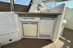 33ft Rinker Yacht For Sale