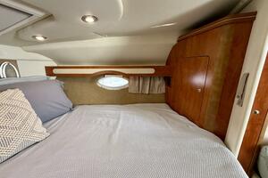 33ft Rinker Yacht For Sale