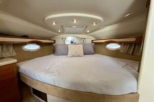 33ft Rinker Yacht For Sale