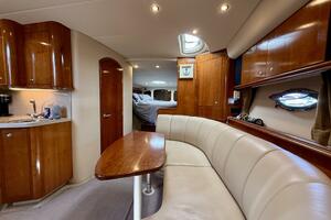 37ft Cruisers Yachts Yacht For Sale