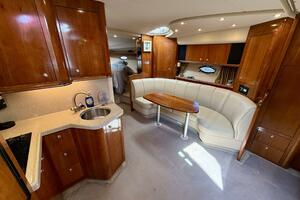 37ft Cruisers Yachts Yacht For Sale
