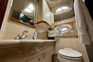 37ft Cruisers Yachts Yacht For Sale