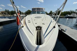 37ft Cruisers Yachts Yacht For Sale