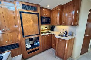37ft Cruisers Yachts Yacht For Sale