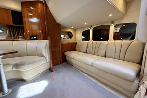 37ft Cruisers Yachts Yacht For Sale