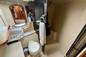 37ft Cruisers Yachts Yacht For Sale