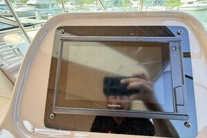 37ft Cruisers Yachts Yacht For Sale