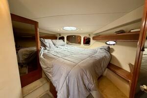 37ft Cruisers Yachts Yacht For Sale