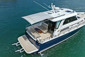 2013 Sabre 38 Salon Express- FIVE O'CLOCK- Profile