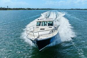 2013 Sabre 38 Salon Express- FIVE O'CLOCK- Bow Profile