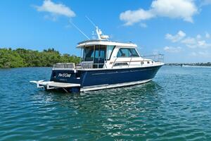 2013 Sabre 38 Salon Express- FIVE O'CLOCK- Profile