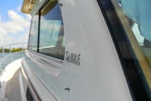 2013 Sabre 38 Salon Express- FIVE O'CLOCK- Catwalk
