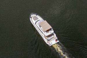 2018 Prestige 500 Flybridge thumbnail 6